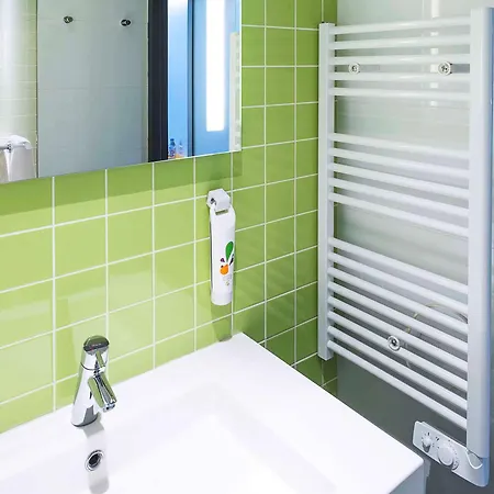 Ibis Styles Centre Hotel 3*