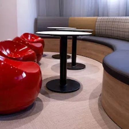 Ibis Styles Centre Hotel 3*