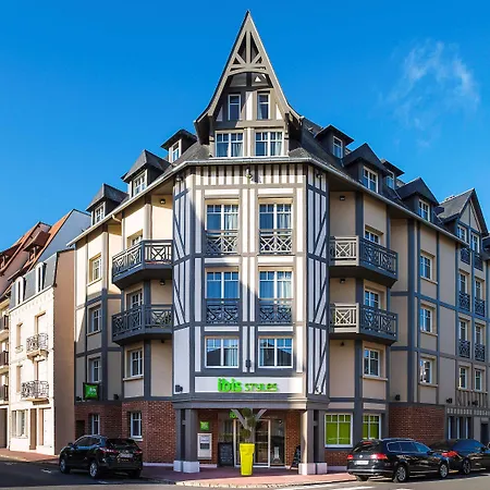 Ibis Styles Centre 3*